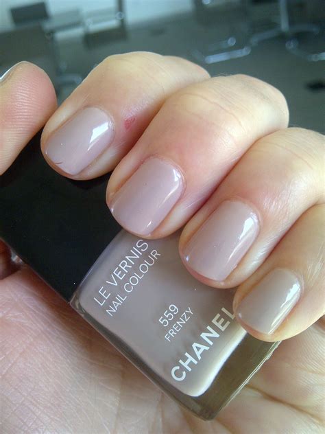 chanel frenzy nail polish